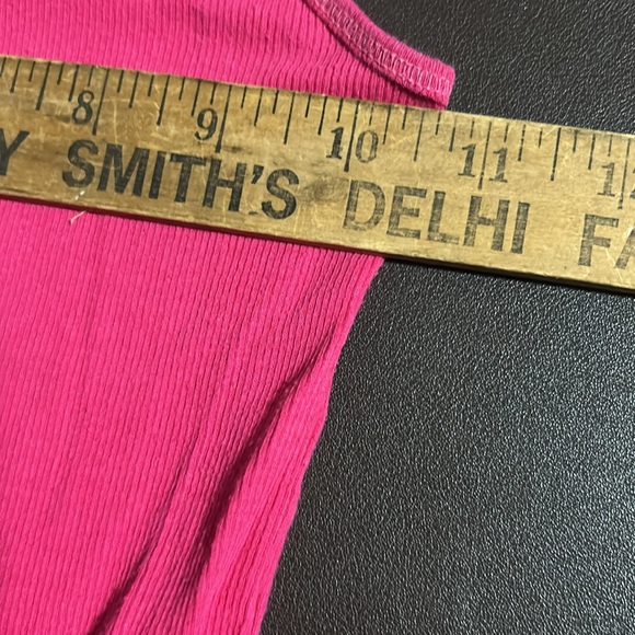 Hollister social stretch pink tank top - Picture 7 of 9